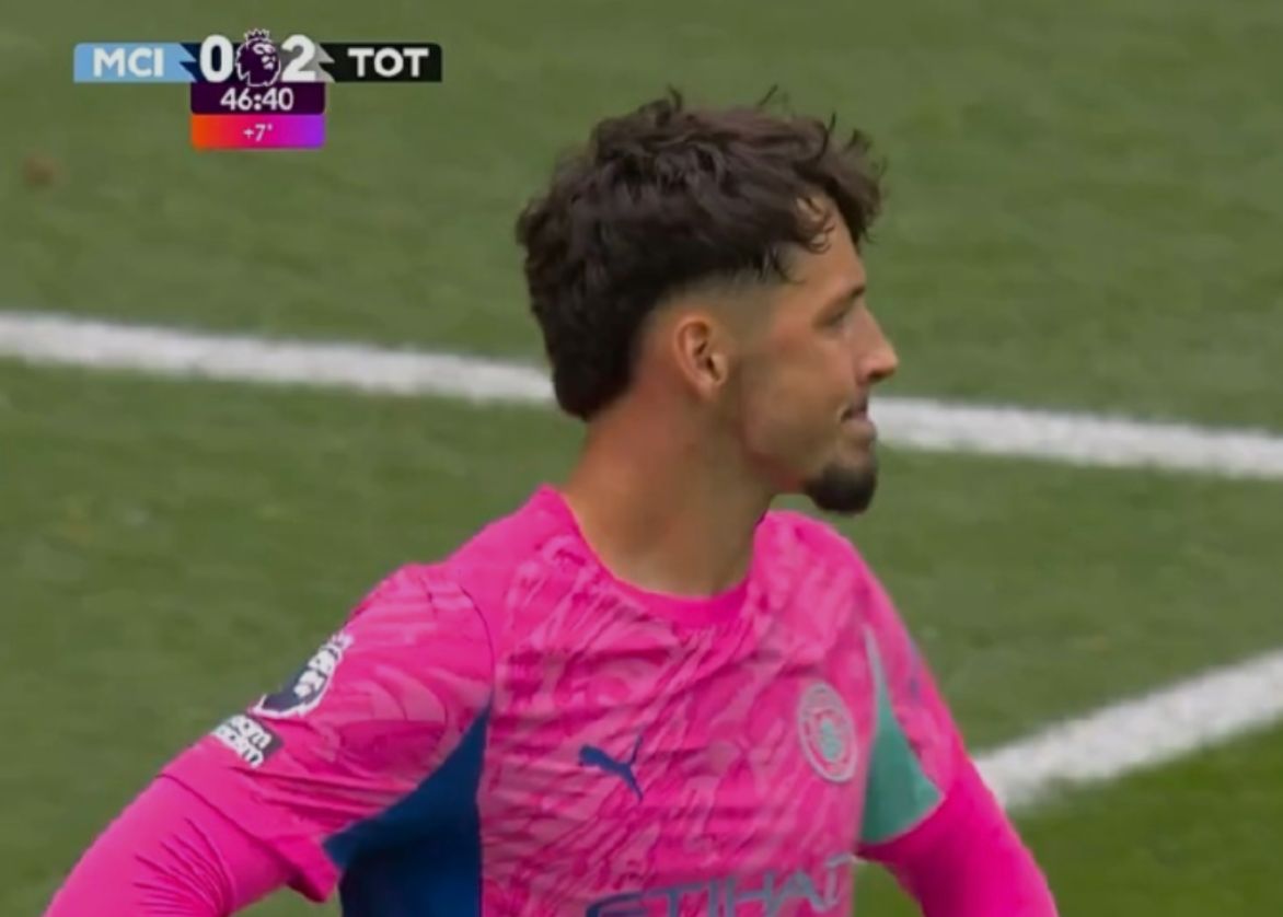 曼城的后卫, 时注意力不