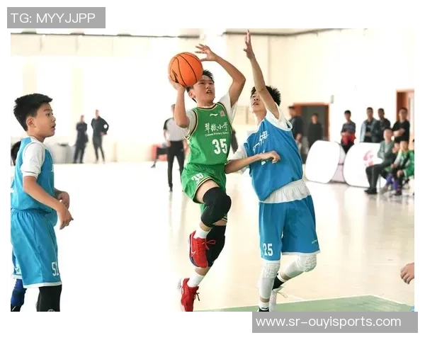 百队杯 十年路 一生情 2025北京晚报百队杯青少年篮球赛闭幕